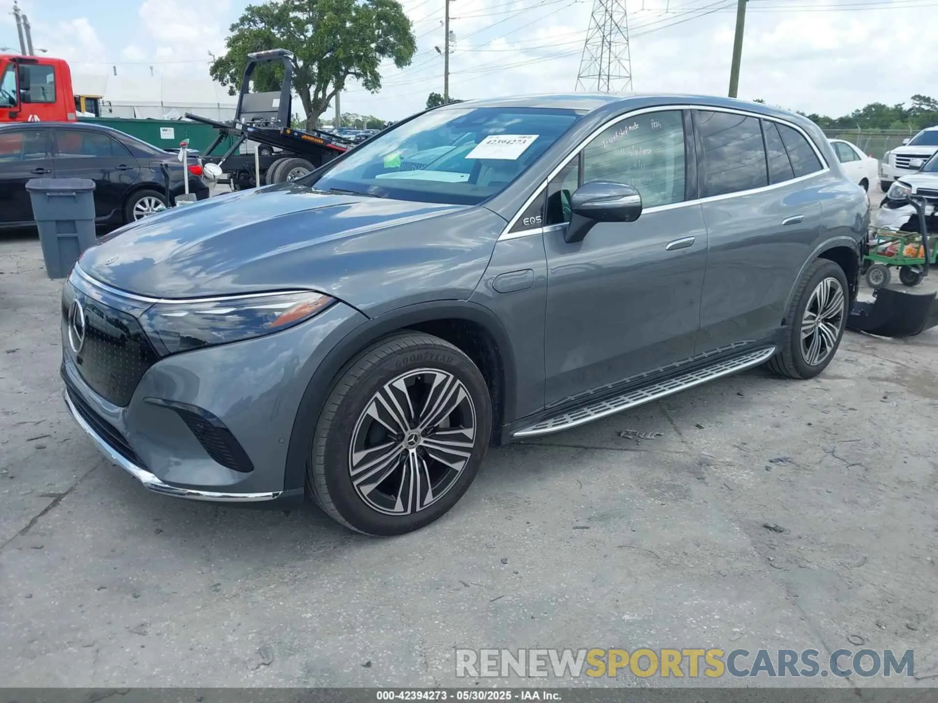 2 Photograph of a damaged car 4JGDM2DB6PA017723 MERCEDES-BENZ EQS 450+ SUV 2023