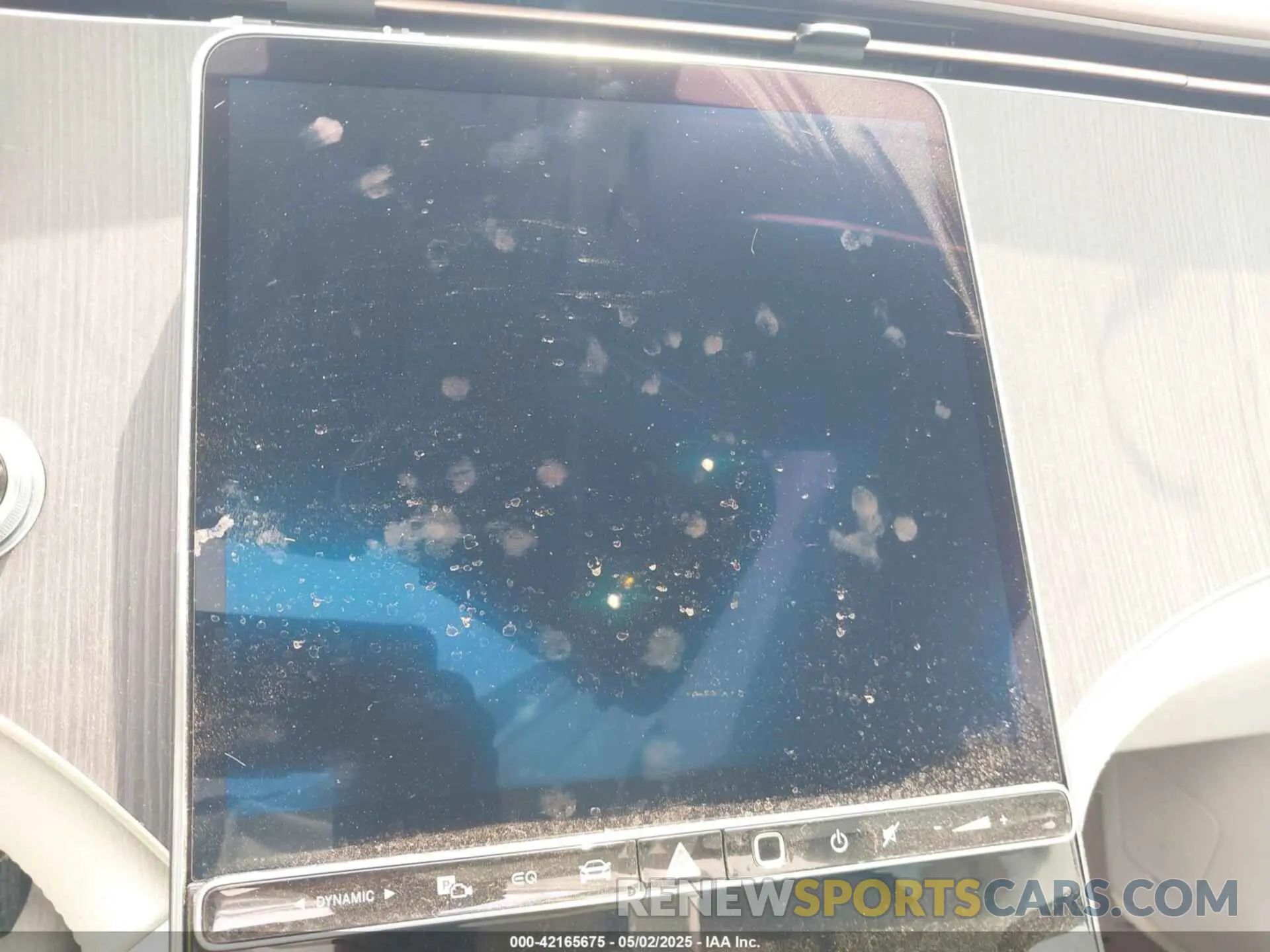 17 Photograph of a damaged car 4JGDM2EB4PA014978 MERCEDES-BENZ EQS 450 SUV 2023