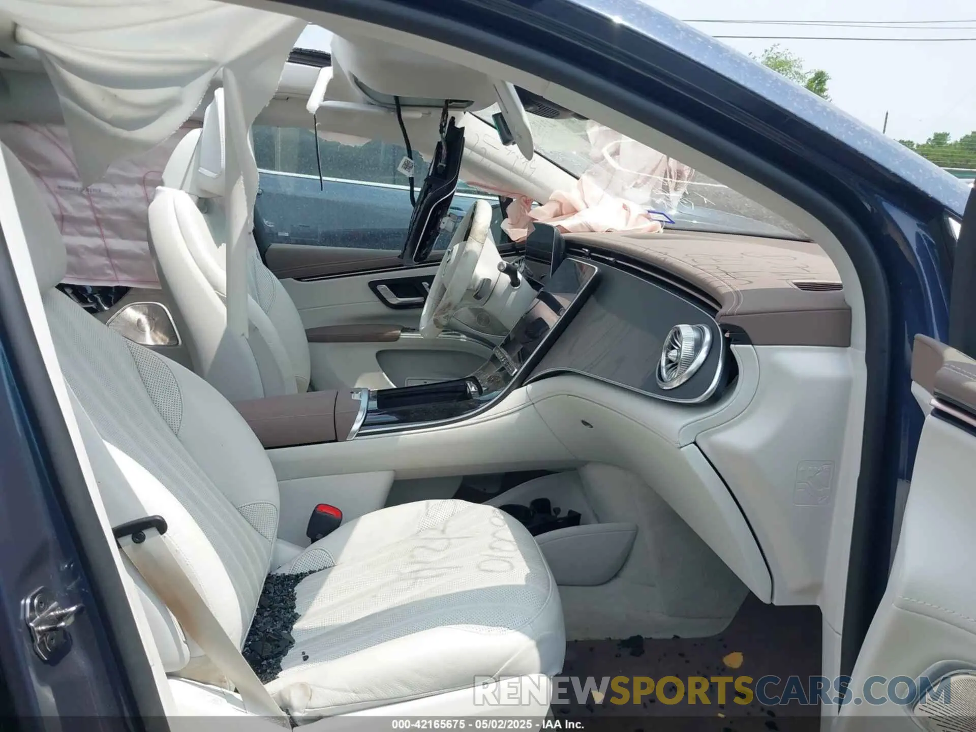 5 Photograph of a damaged car 4JGDM2EB4PA014978 MERCEDES-BENZ EQS 450 SUV 2023