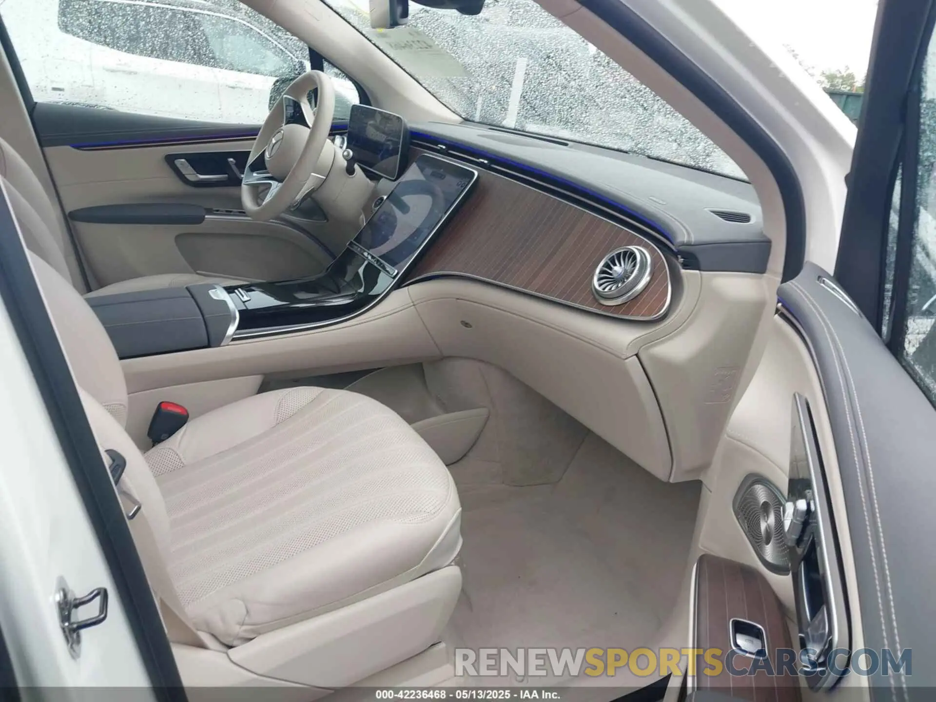 5 Photograph of a damaged car 4JGDM2EBXPA015987 MERCEDES-BENZ EQS 450 SUV 2023
