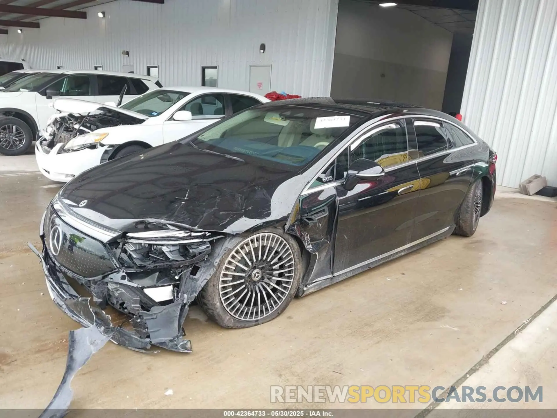 2 Photograph of a damaged car W1KCG4EB1NA021456 MERCEDES-BENZ EQS 580 2022
