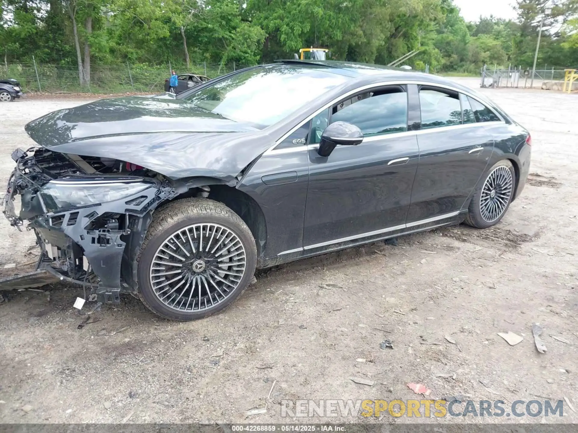 2 Photograph of a damaged car W1KCG4EB8PA024132 MERCEDES-BENZ EQS 580 2023