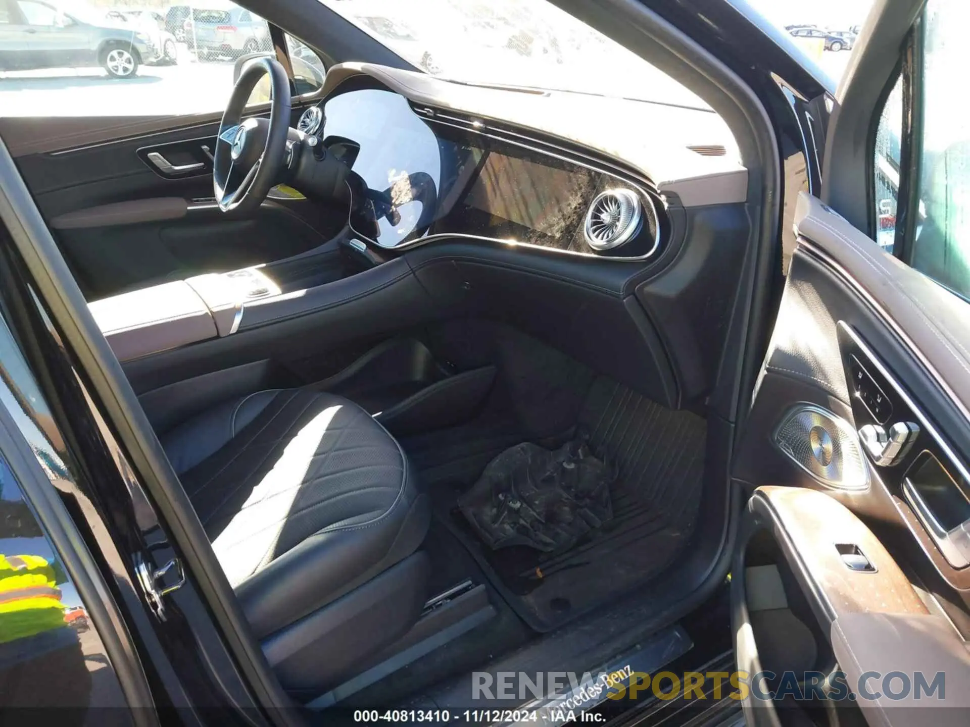 5 Photograph of a damaged car 4JGDM4EB4PA011753 MERCEDES-BENZ EQS 580 SUV 2023
