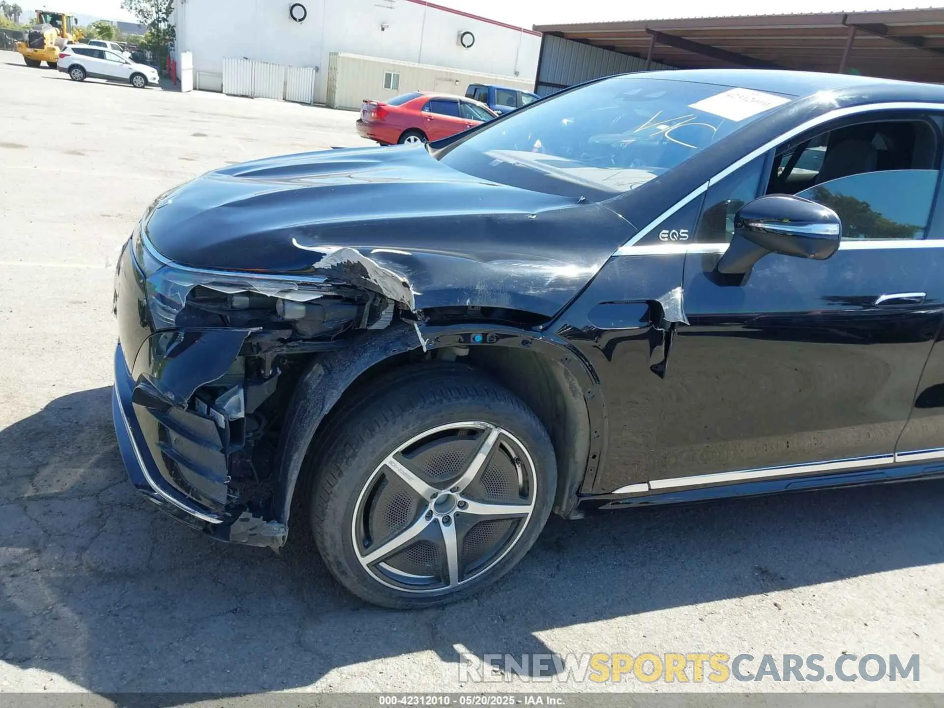 19 Photograph of a damaged car 4JGDM4EB4PA015334 MERCEDES-BENZ EQS 580 SUV 2023