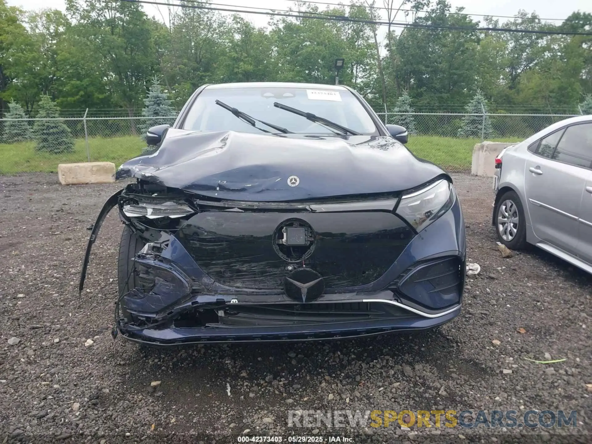 12 Photograph of a damaged car 4JGDM4EB6PA019188 MERCEDES-BENZ EQS 580 SUV 2023
