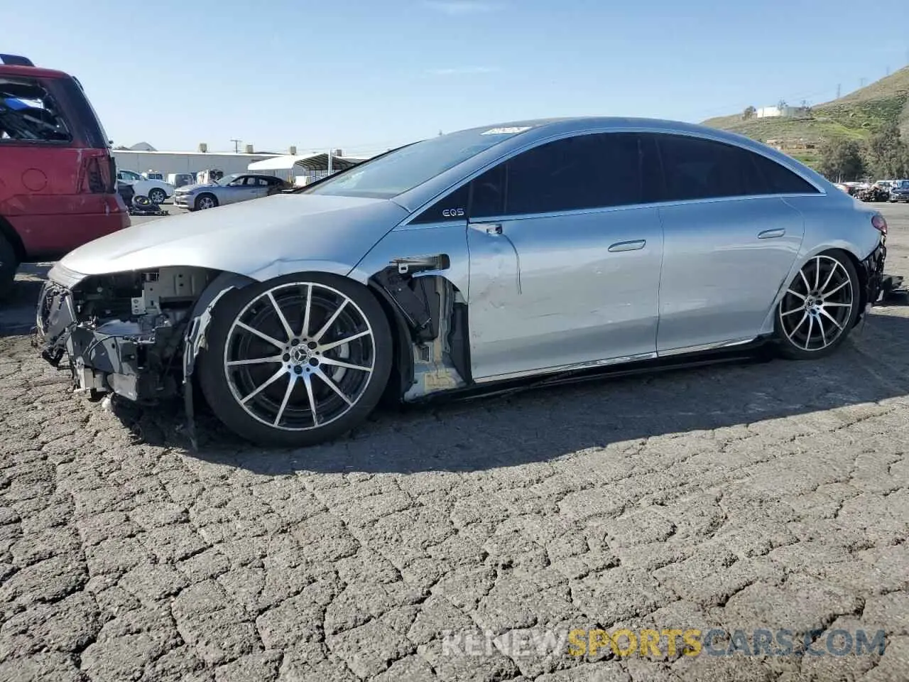 1 Photograph of a damaged car W1KCG2DB3NA009069 MERCEDES-BENZ EQS SEDAN 2022