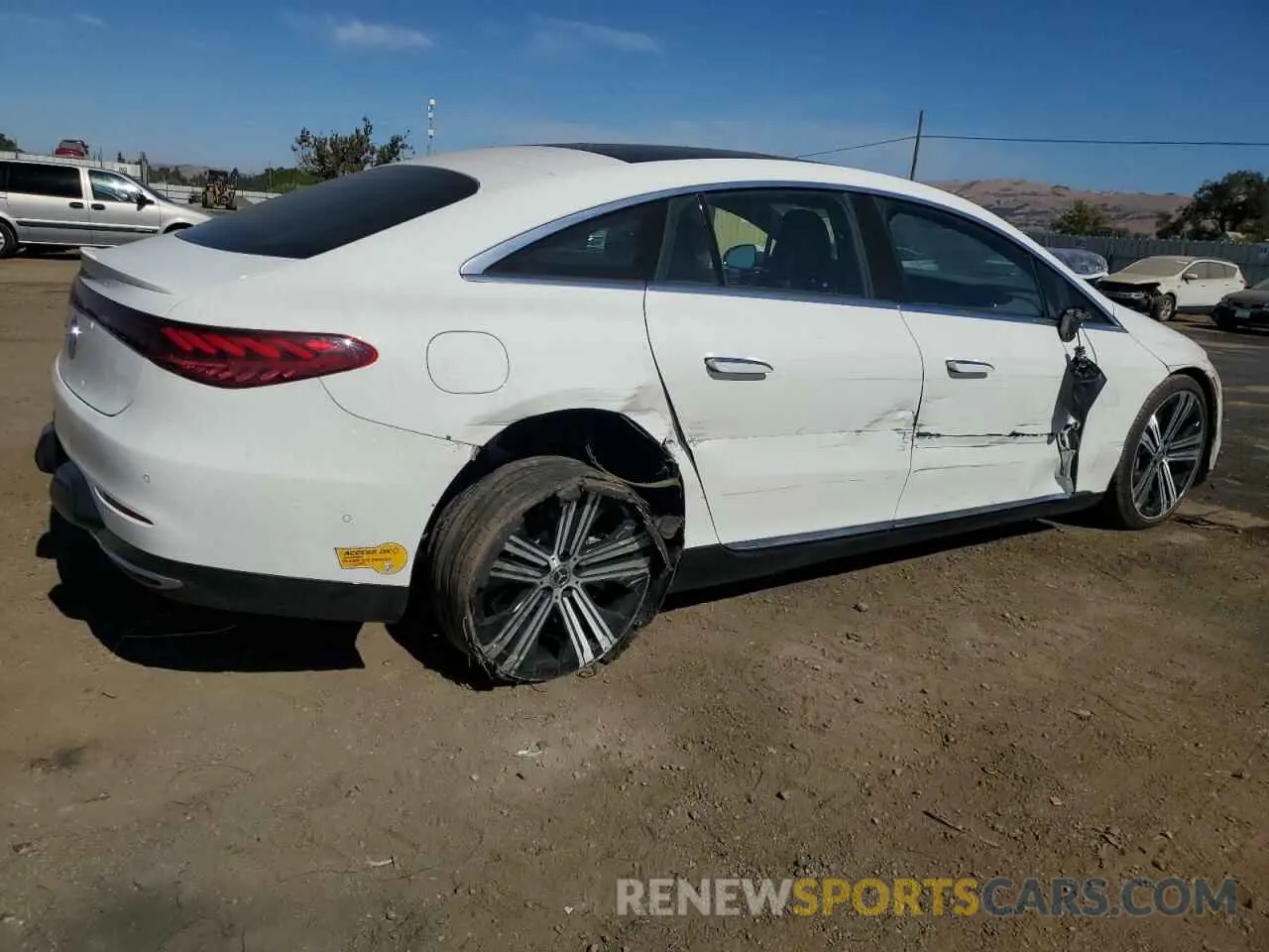 3 Photograph of a damaged car W1KCG2DB4NA004270 MERCEDES-BENZ EQS SEDAN 2022