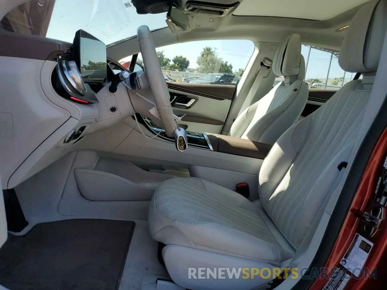 7 Photograph of a damaged car W1KCG2DB7NA017658 MERCEDES-BENZ EQS SEDAN 2022