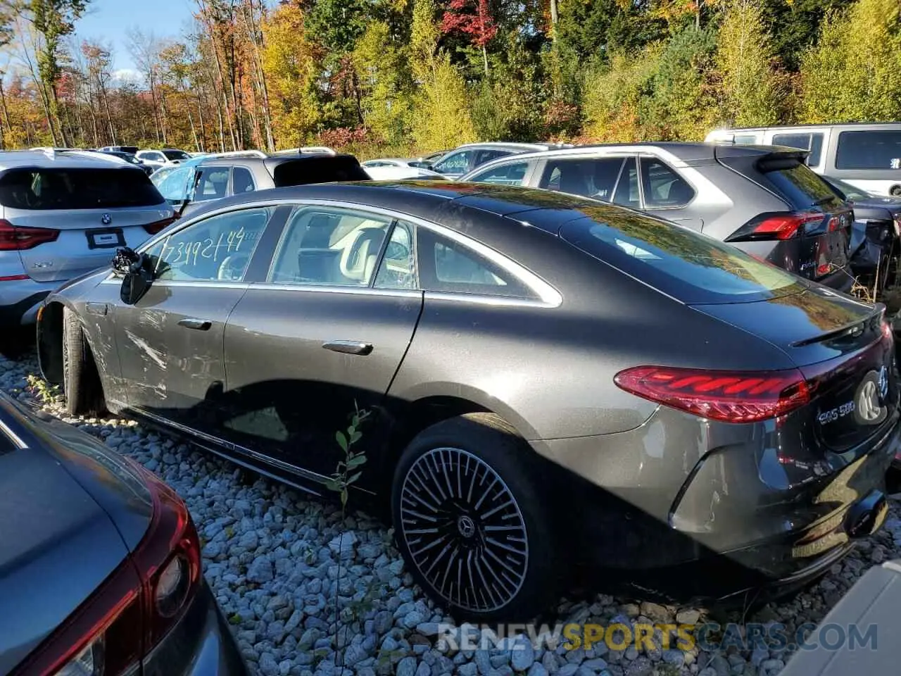 2 Photograph of a damaged car W1KCG4EB8NA017680 MERCEDES-BENZ EQS SEDAN 2022