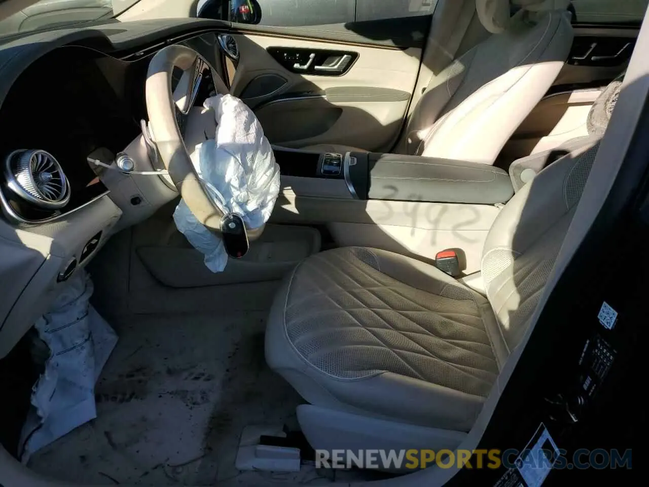 7 Photograph of a damaged car W1KCG4EB8NA017680 MERCEDES-BENZ EQS SEDAN 2022