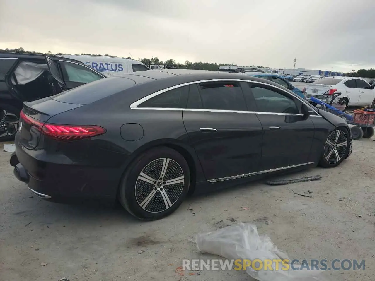 3 Photograph of a damaged car W1KCG2DB2PA033432 MERCEDES-BENZ EQS SEDAN 2023