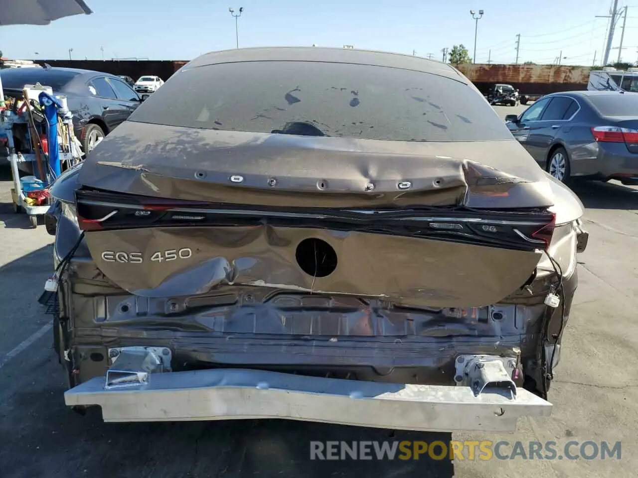 6 Photograph of a damaged car W1KCG2DB8PA042748 MERCEDES-BENZ EQS SEDAN 2023