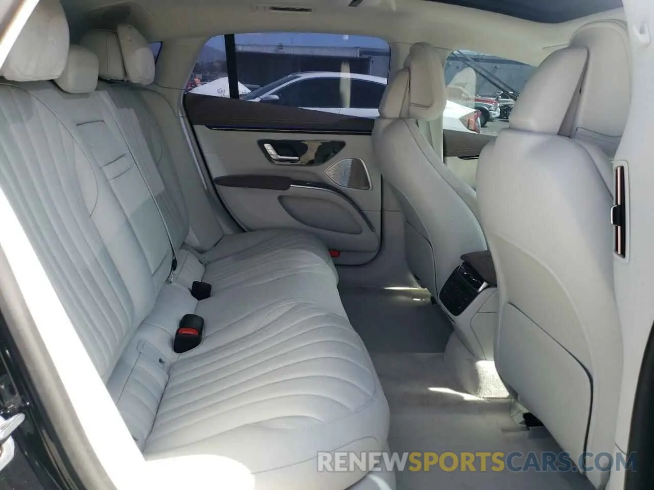 10 Photograph of a damaged car W1KCG2DBXPA025532 MERCEDES-BENZ EQS SEDAN 2023