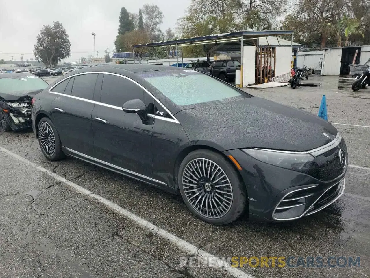 4 Photograph of a damaged car W1KCG2EB9PA041221 MERCEDES-BENZ EQS SEDAN 2023