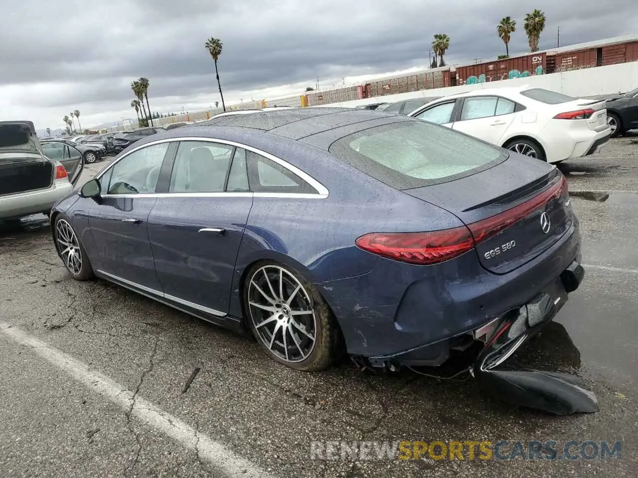 2 Photograph of a damaged car W1KCG4EB4PA036052 MERCEDES-BENZ EQS SEDAN 2023