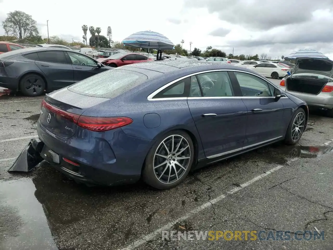 3 Photograph of a damaged car W1KCG4EB4PA036052 MERCEDES-BENZ EQS SEDAN 2023