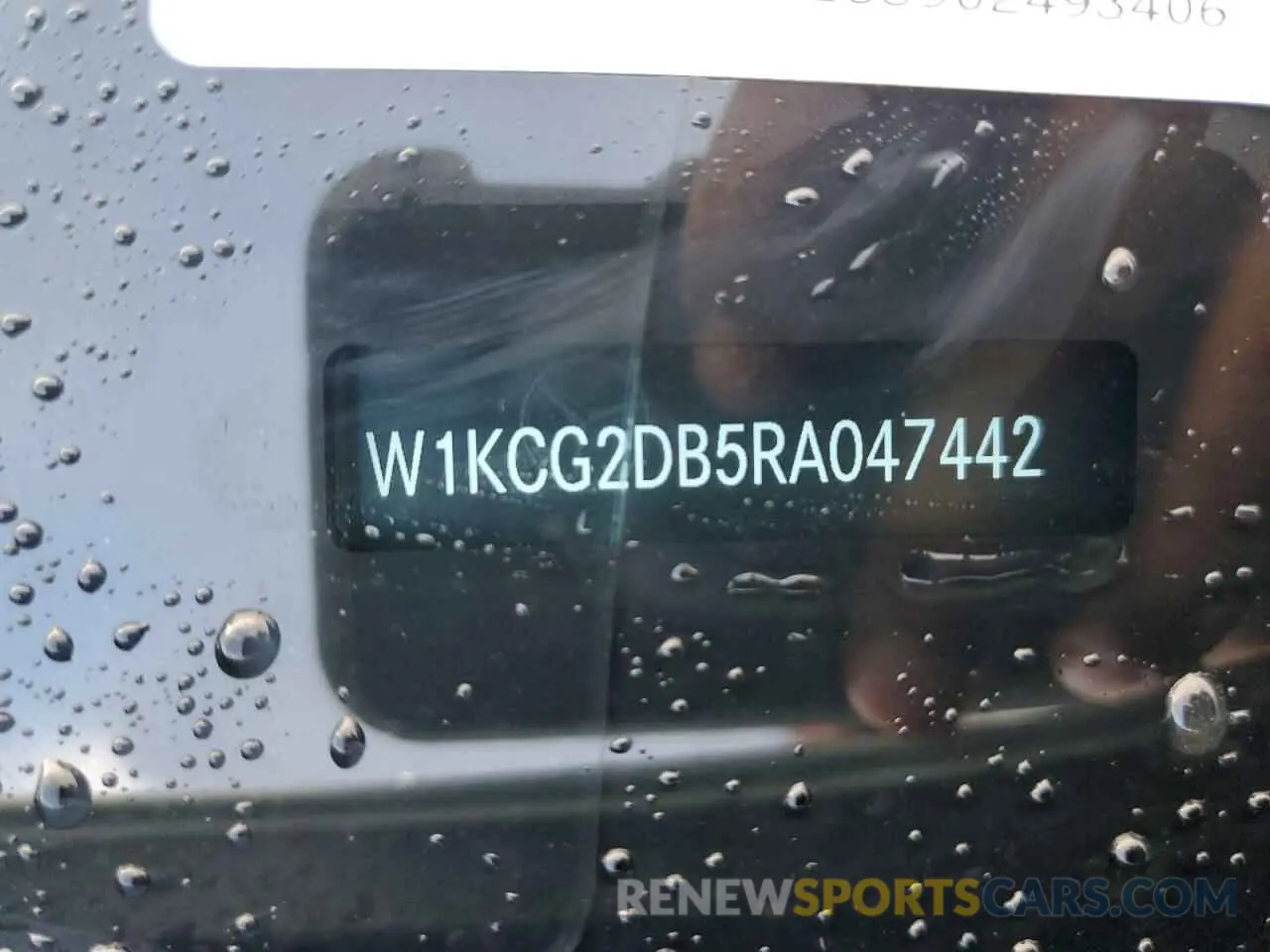 12 Photograph of a damaged car W1KCG2DB5RA047442 MERCEDES-BENZ EQS SEDAN 2024