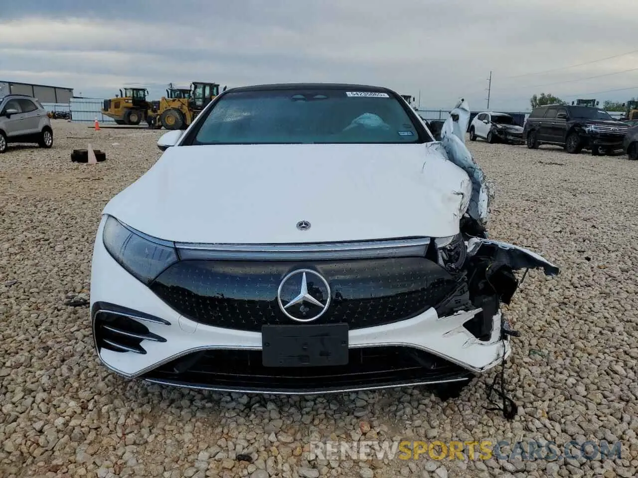 5 Photograph of a damaged car W1KCG2DB5RA047442 MERCEDES-BENZ EQS SEDAN 2024
