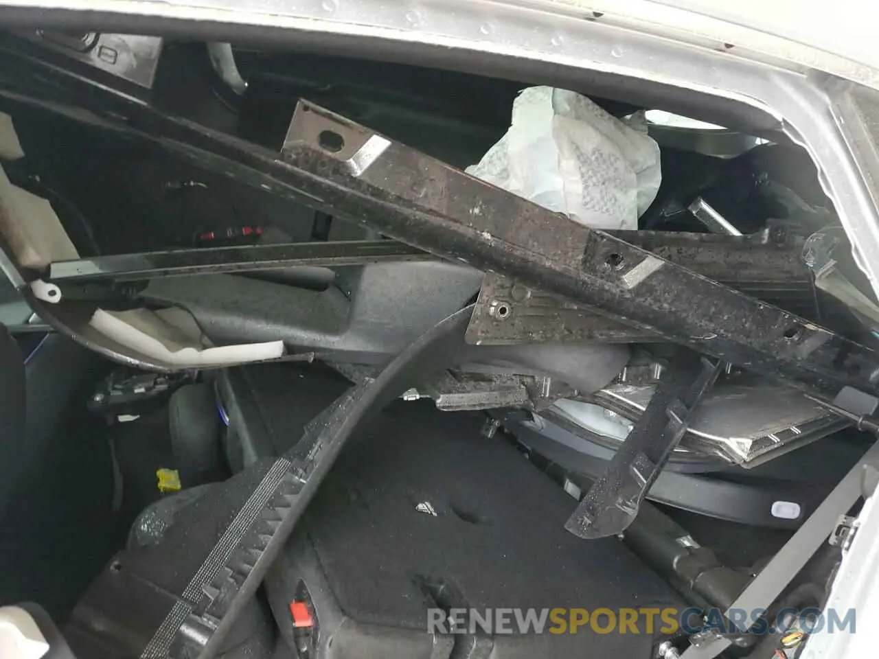 12 Photograph of a damaged car W1KCG2EB9RA046776 MERCEDES-BENZ EQS SEDAN 2024