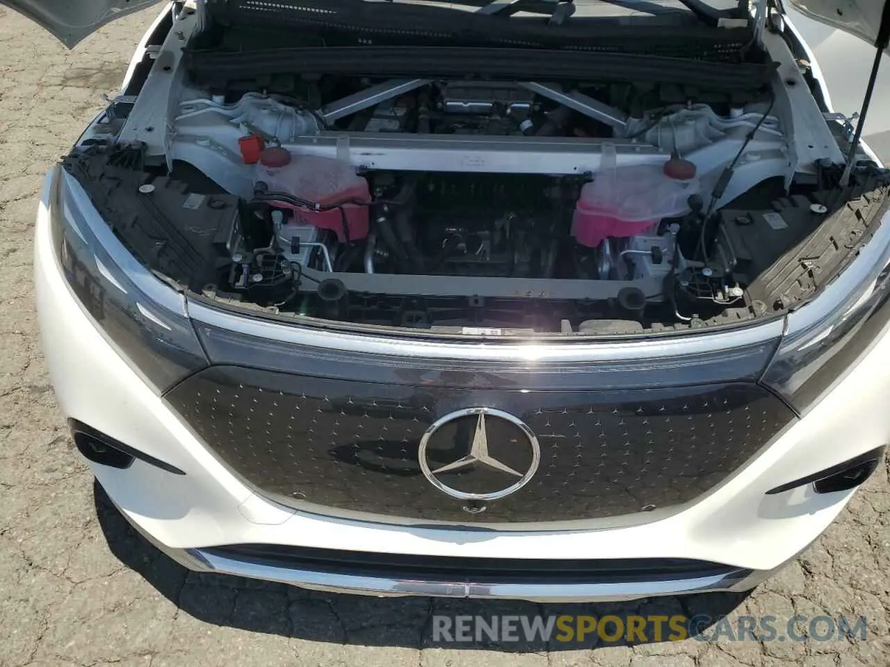 12 Photograph of a damaged car 4JGDM2DB9PA009082 MERCEDES-BENZ EQS SUV 45 2023