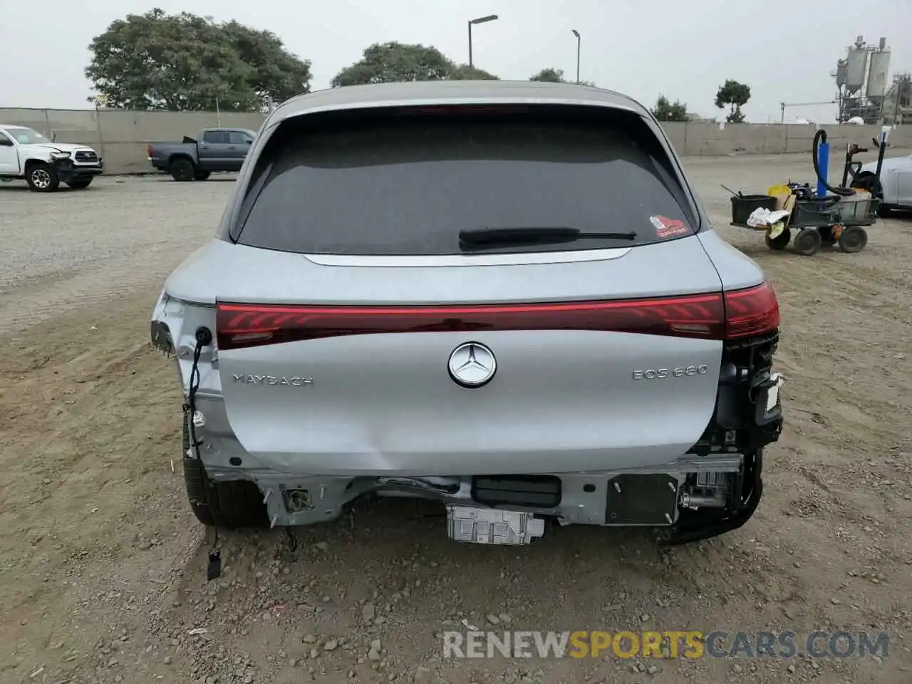 6 Photograph of a damaged car 4JGDX5FB8RA029333 MERCEDES-BENZ EQS SUV 68 2024