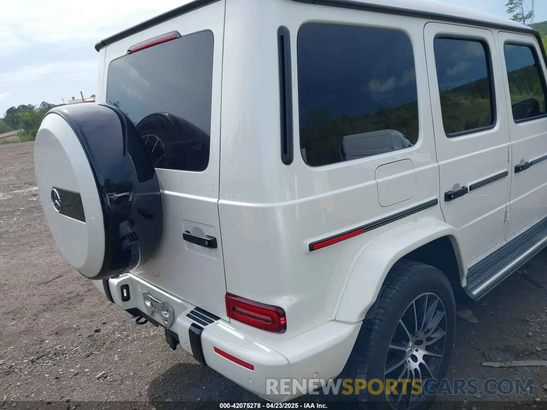 4 Photograph of a damaged car W1NYC6BJ7LX340513 MERCEDES-BENZ G 550 2020