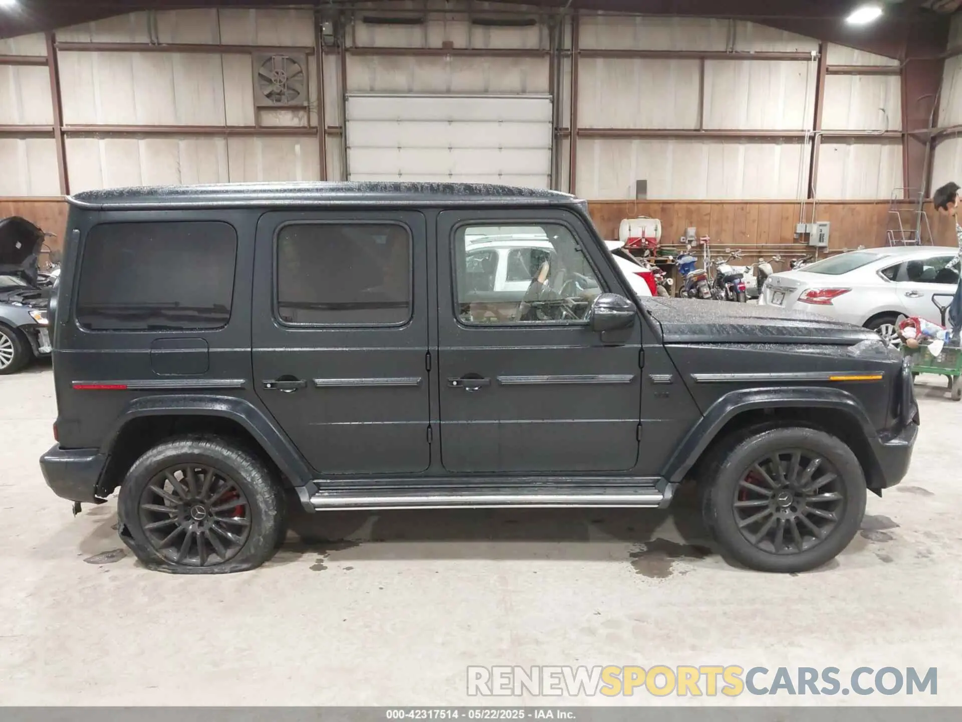 13 Photograph of a damaged car W1NYC6BJ8MX383842 MERCEDES-BENZ G 550 2021