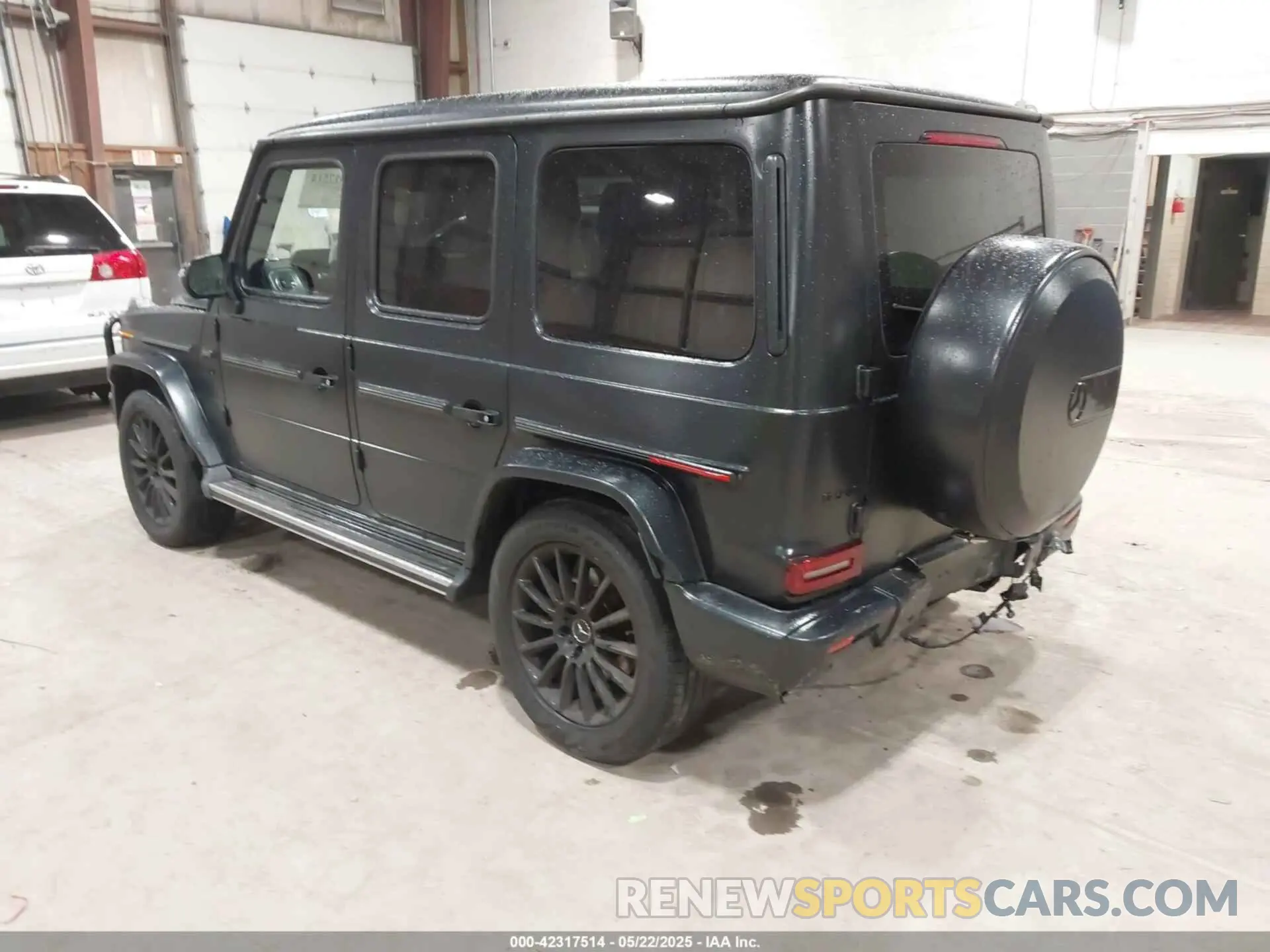 3 Photograph of a damaged car W1NYC6BJ8MX383842 MERCEDES-BENZ G 550 2021