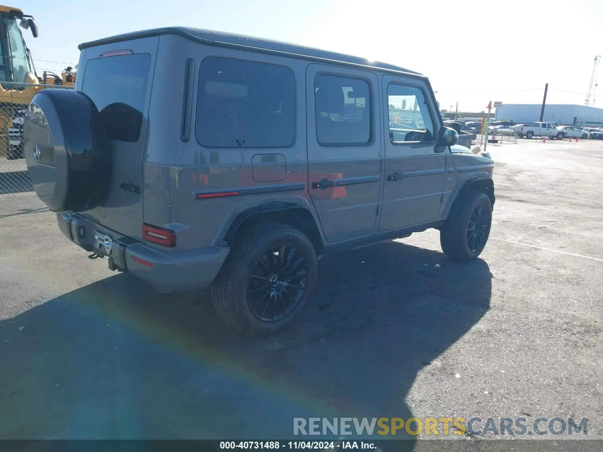 4 Photograph of a damaged car W1NYC6BJ6RX493358 MERCEDES-BENZ G 550 2024