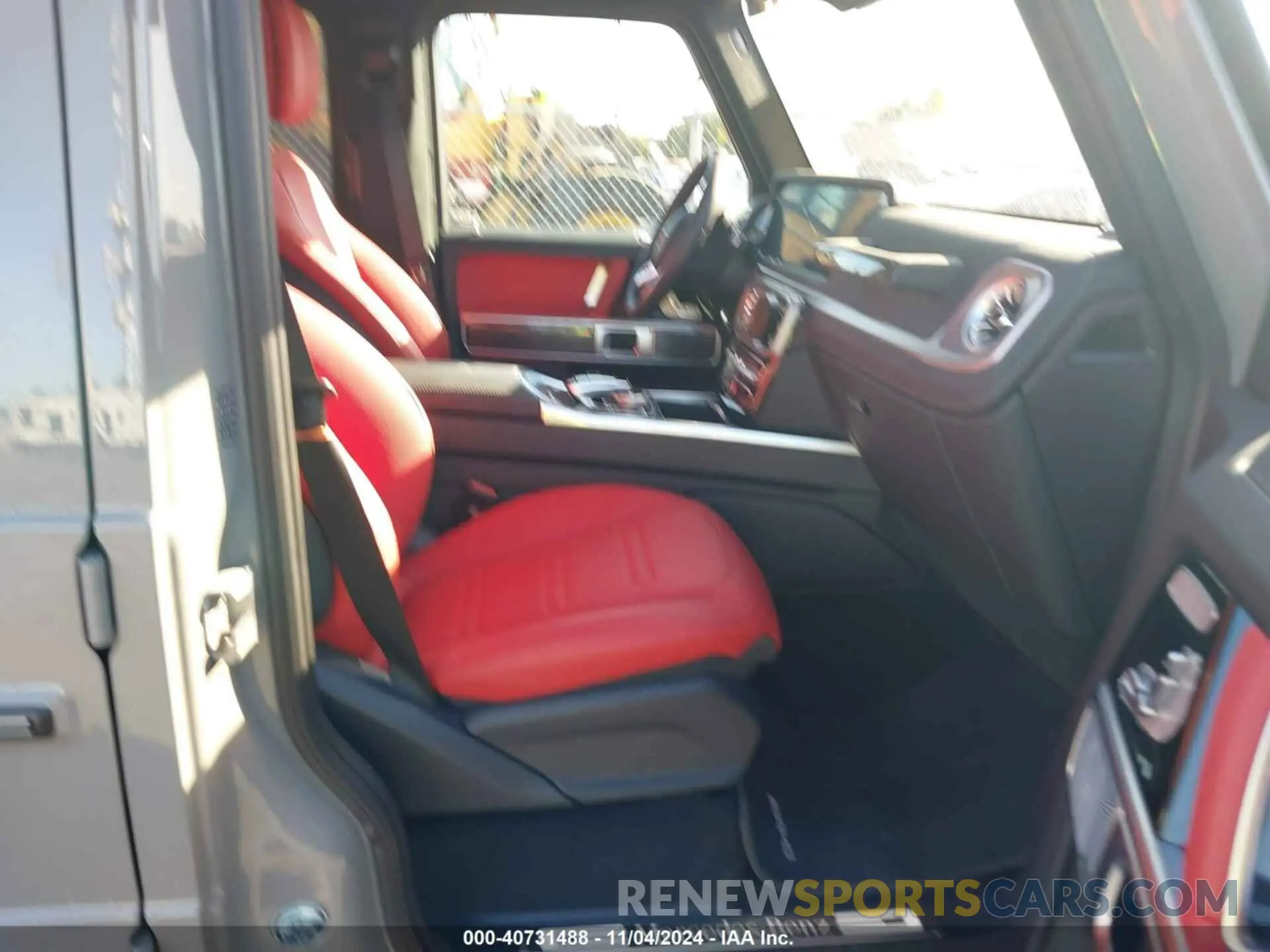 5 Photograph of a damaged car W1NYC6BJ6RX493358 MERCEDES-BENZ G 550 2024