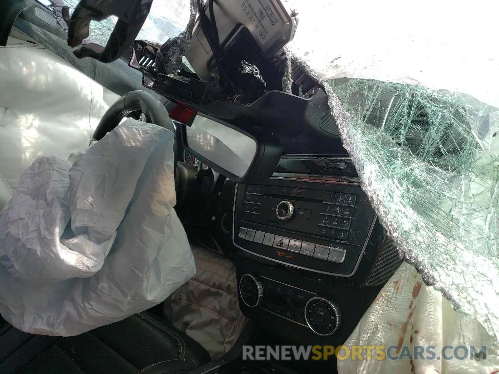 8 Photograph of a damaged car 4JGED7FB1KA135394 MERCEDES-BENZ G CLASS 2019