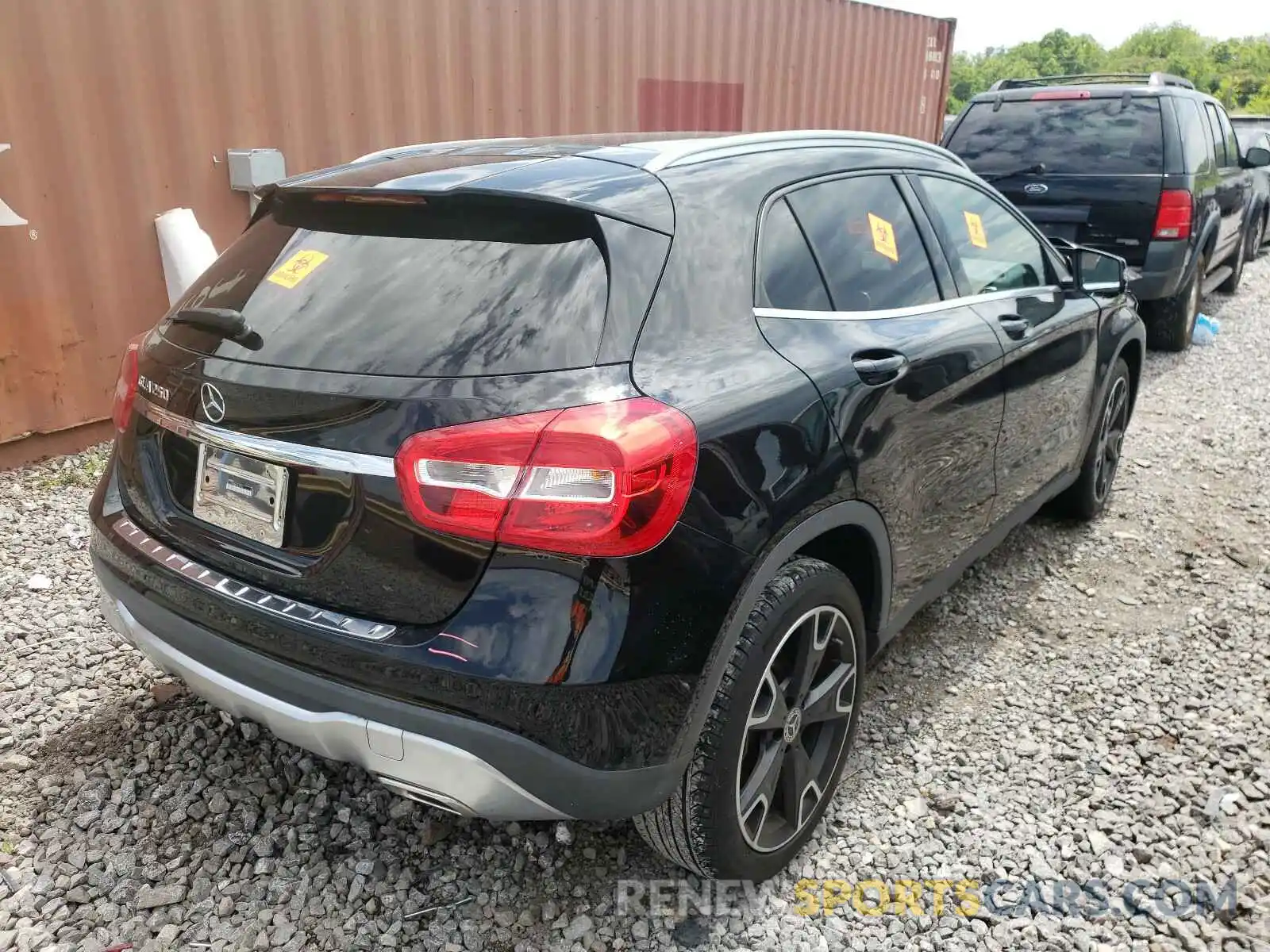 4 Photograph of a damaged car WDCTG4EB6KU013769 MERCEDES-BENZ G CLASS 2019