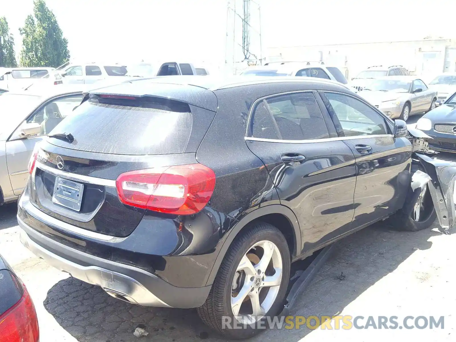 4 Photograph of a damaged car WDCTG4EB7KU006605 MERCEDES-BENZ G CLASS 2019