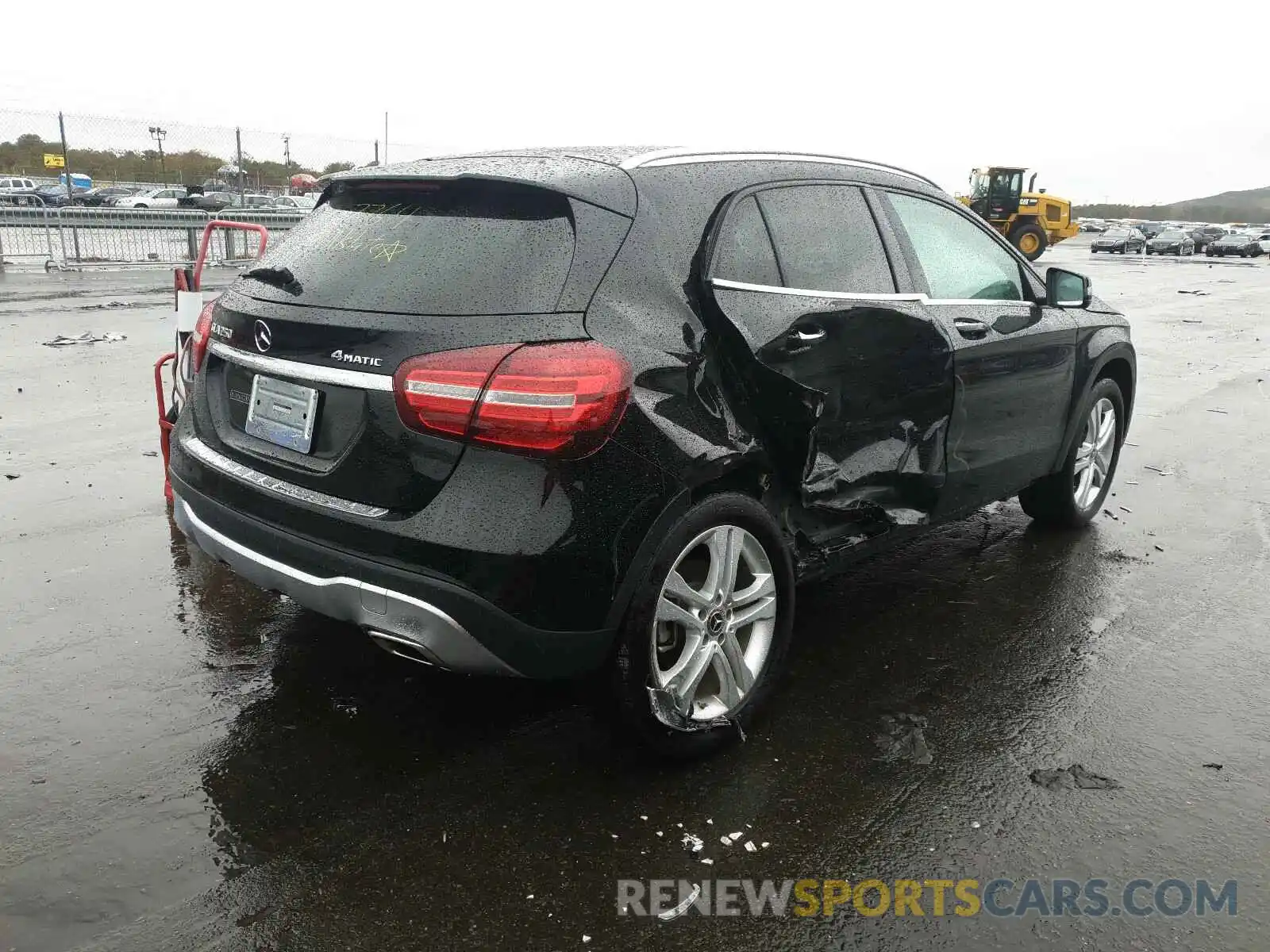 4 Photograph of a damaged car WDCTG4GB7KJ586789 MERCEDES-BENZ G CLASS 2019