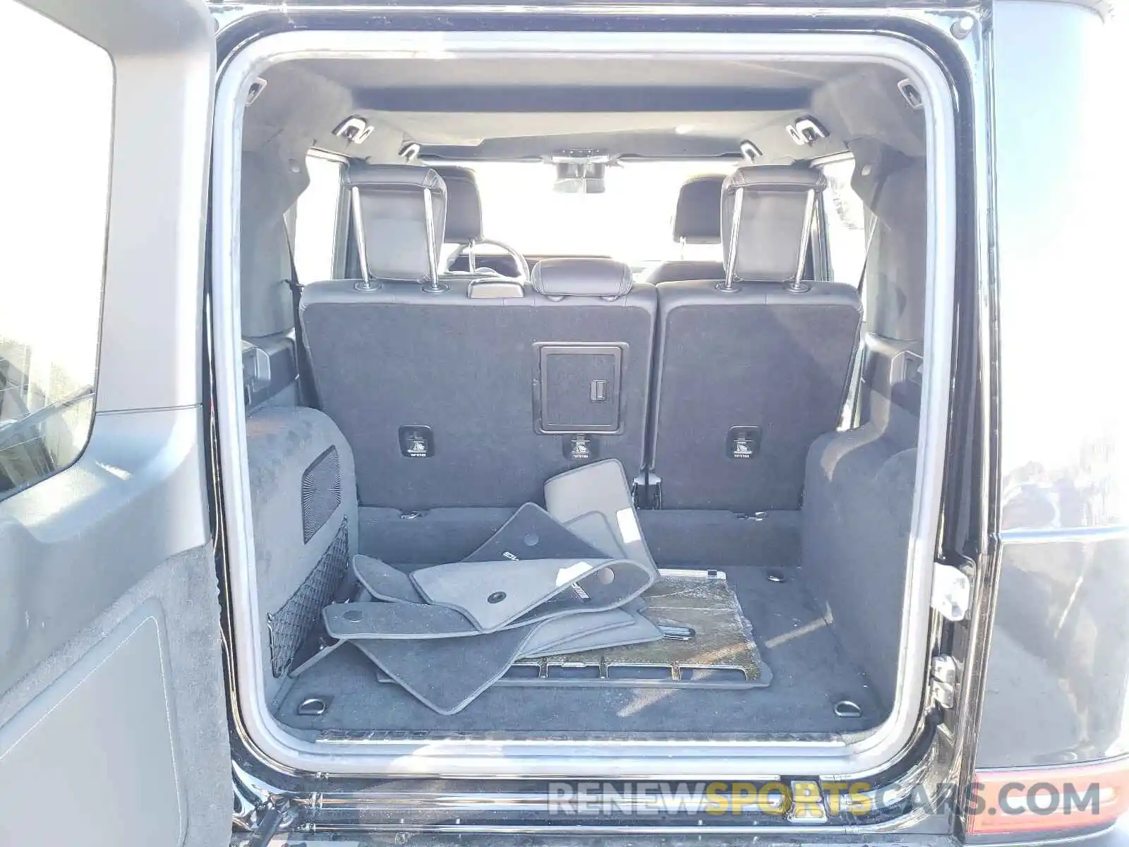 9 Photograph of a damaged car WDCYC6BJ5KX317778 MERCEDES-BENZ G CLASS 2019