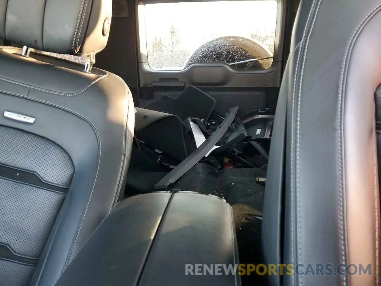 10 Photograph of a damaged car W1NYC7HJ3LX364367 MERCEDES-BENZ G-CLASS 2020