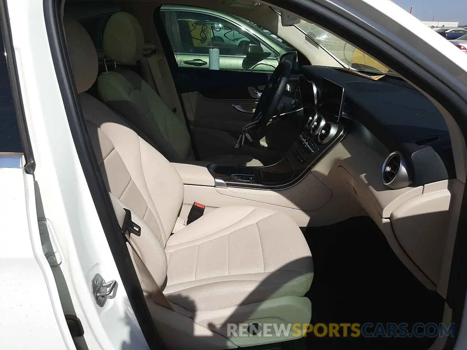 5 Photograph of a damaged car WDC0G8DB9LF700794 MERCEDES-BENZ G CLASS 2020