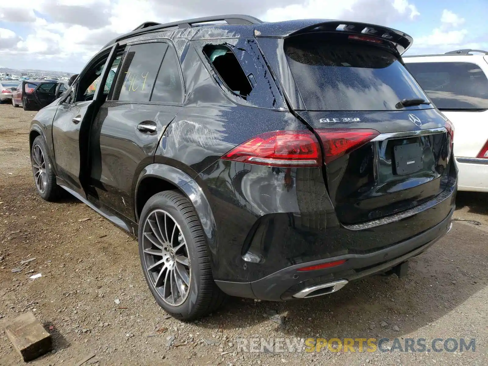 3 Photograph of a damaged car 4JGFB4JB3MA301000 MERCEDES-BENZ G CLASS 2021