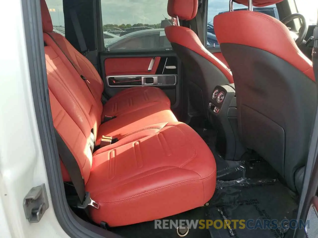 11 Photograph of a damaged car W1NYC6BJ4MX389217 MERCEDES-BENZ G-CLASS 2021