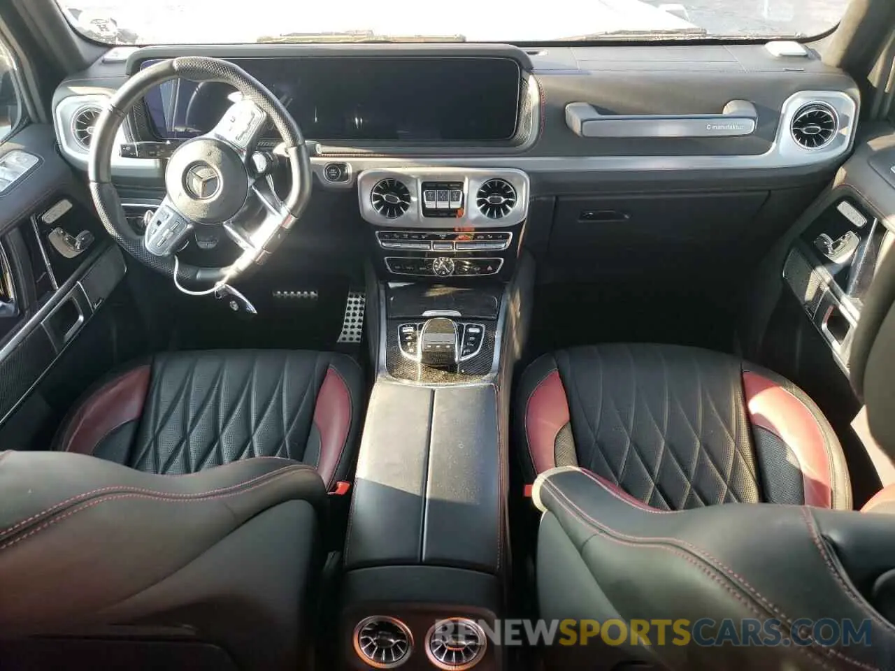 8 Photograph of a damaged car W1NYC7HJ1MX402132 MERCEDES-BENZ G-CLASS 2021