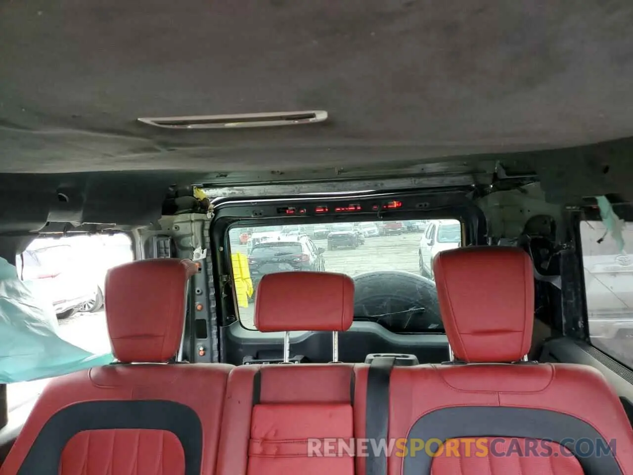 10 Photograph of a damaged car W1NYC7HJ7MX384817 MERCEDES-BENZ G-CLASS 2021