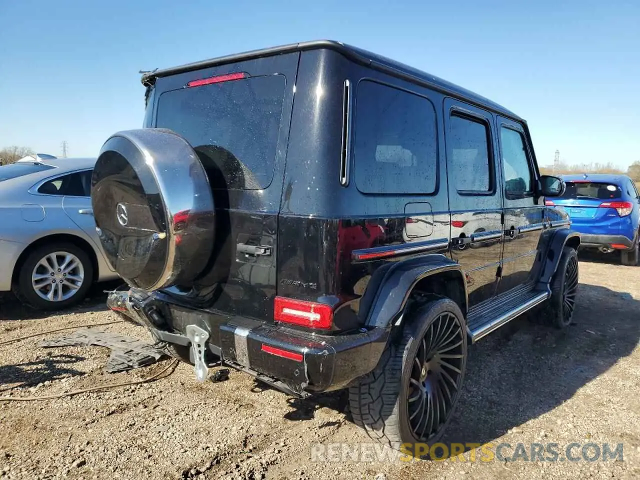 3 Photograph of a damaged car W1NYC7HJ2NX442673 MERCEDES-BENZ G-CLASS 2022