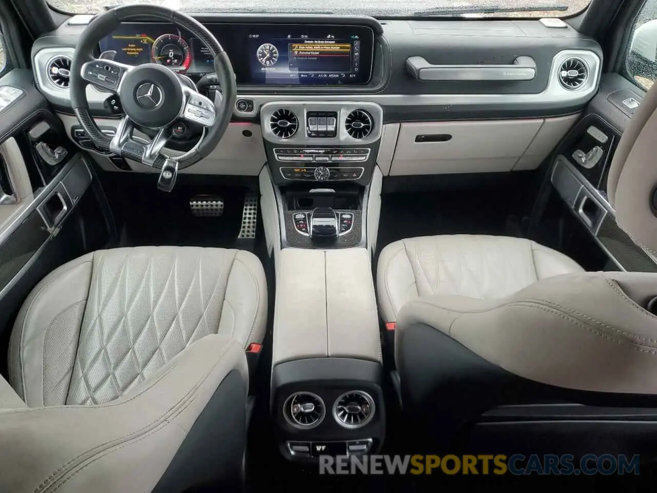 8 Photograph of a damaged car W1NYC7HJ9NX437938 MERCEDES-BENZ G-CLASS 2022