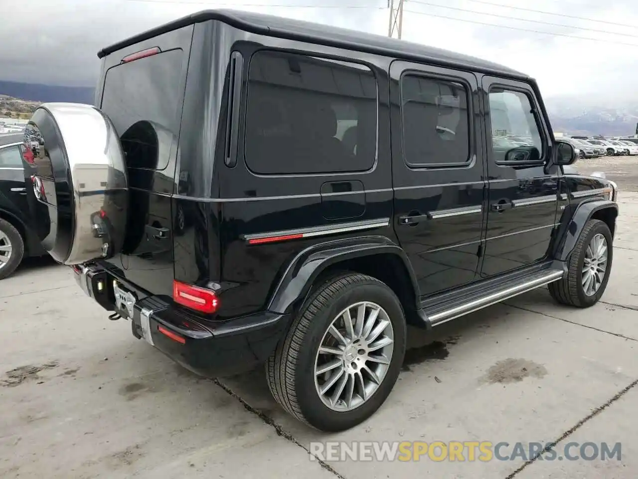 3 Photograph of a damaged car W1NYC6BJ0PX476536 MERCEDES-BENZ G-CLASS 2023