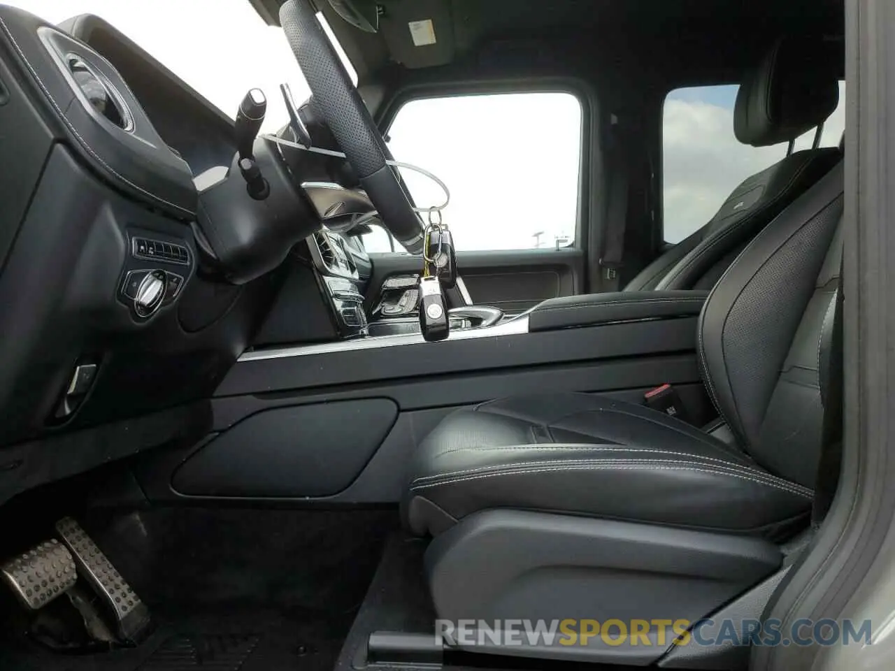 7 Photograph of a damaged car W1NYC7HJ2RX514218 MERCEDES-BENZ G-CLASS 2024