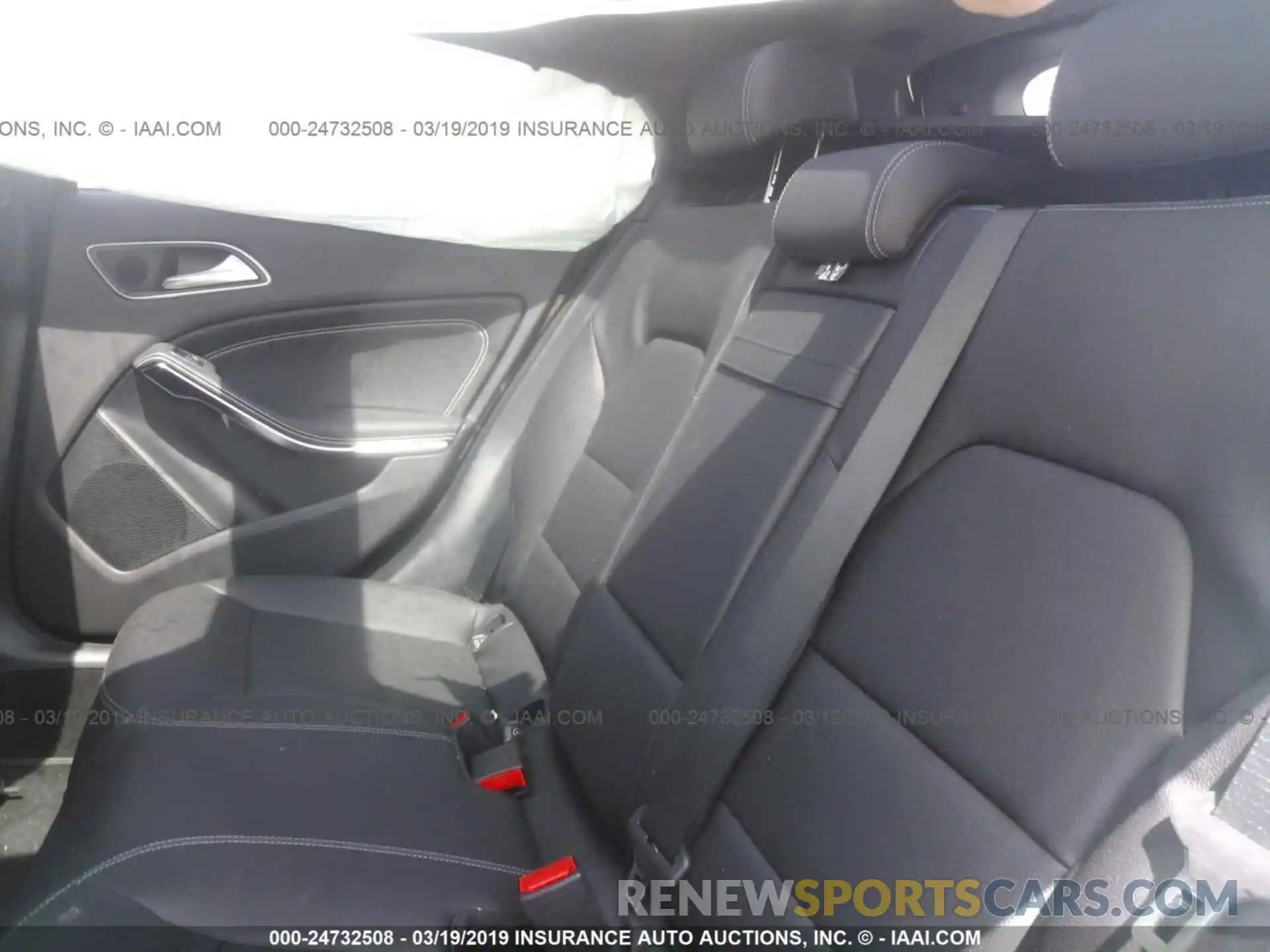 8 Photograph of a damaged car WDCTG4EB0KU008244 MERCEDES-BENZ GLA 2019