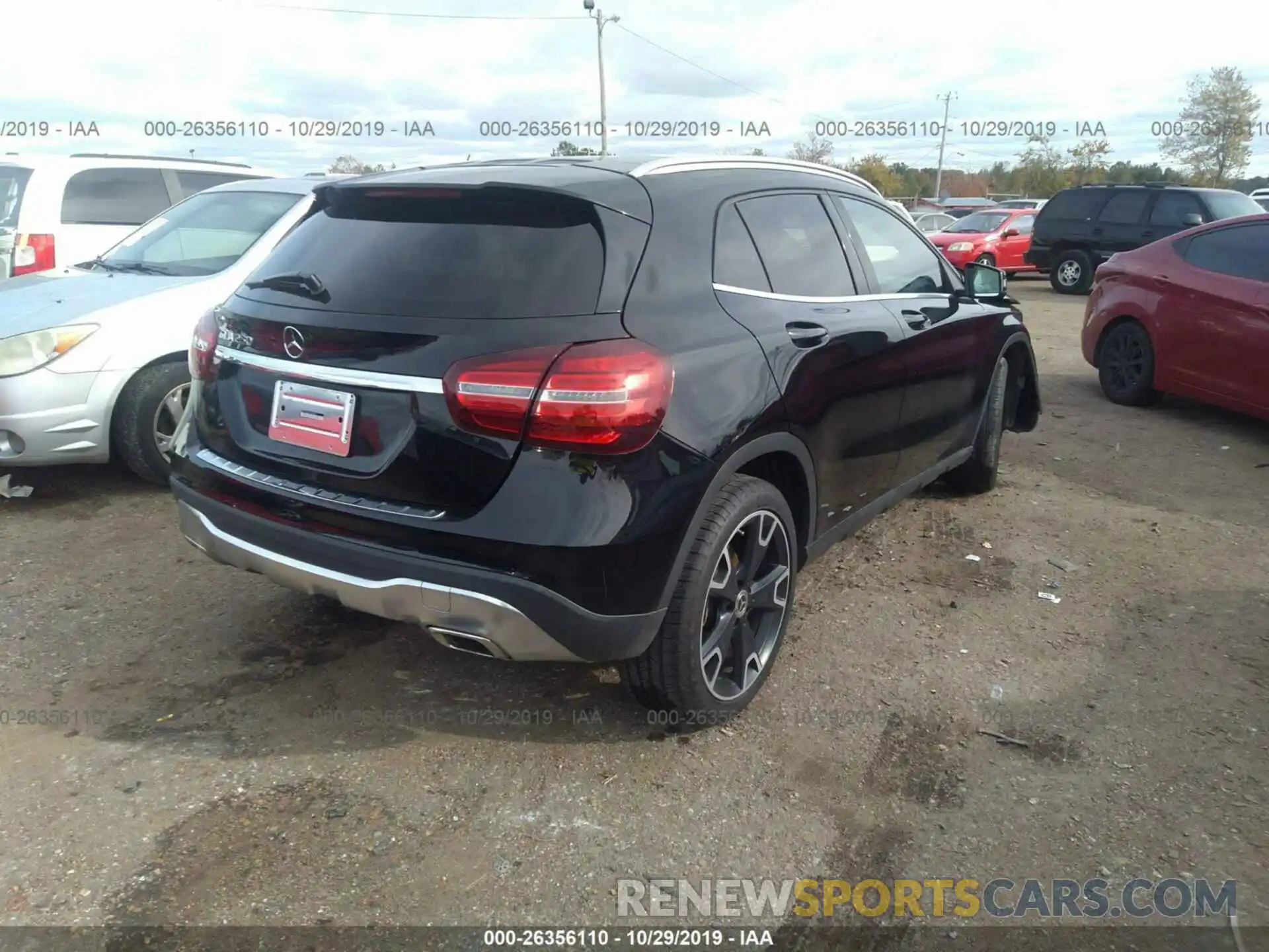 4 Photograph of a damaged car WDCTG4EB1KU000654 MERCEDES-BENZ GLA 2019