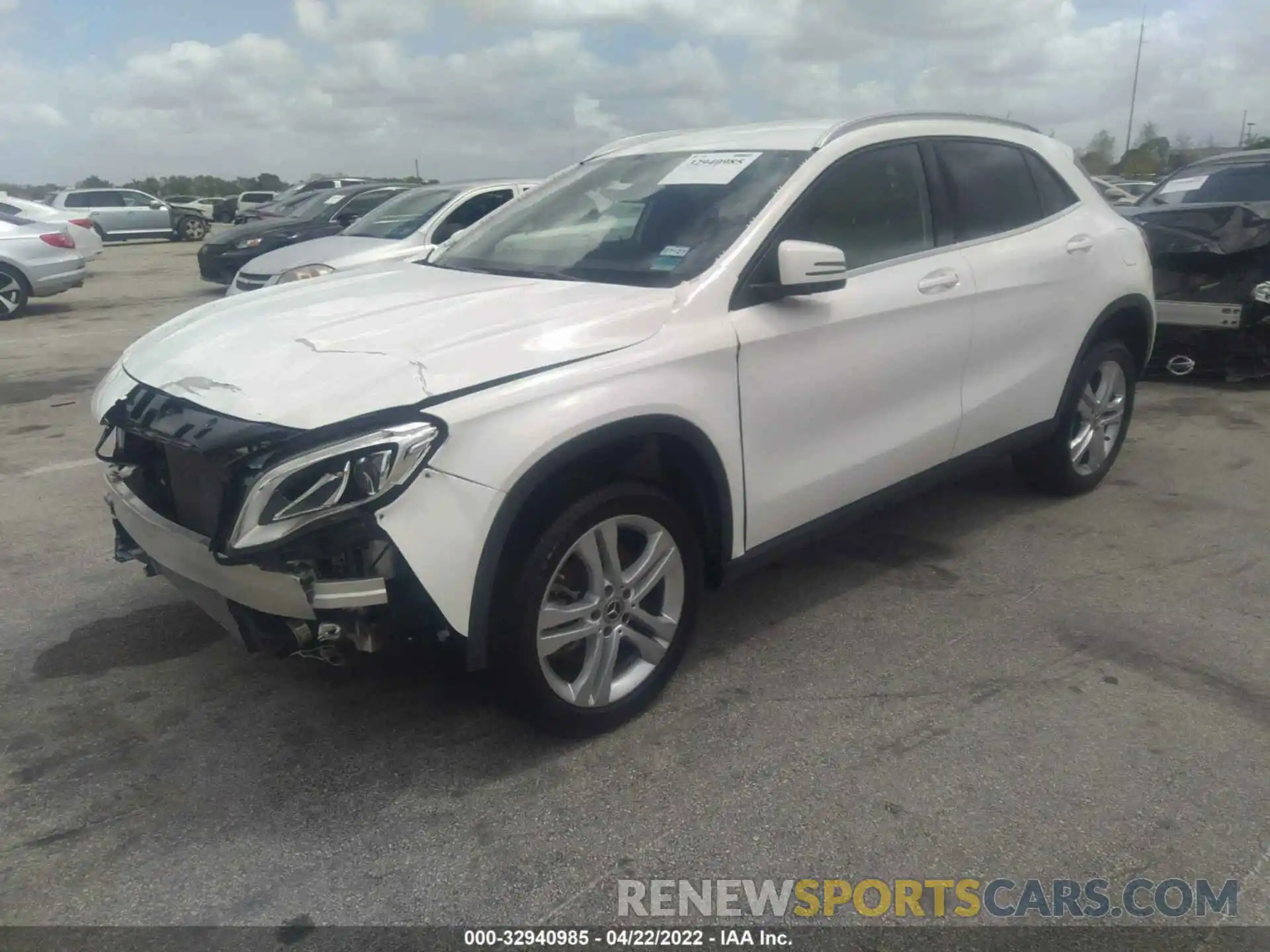 2 Photograph of a damaged car WDCTG4EB1KU019611 MERCEDES-BENZ GLA 2019