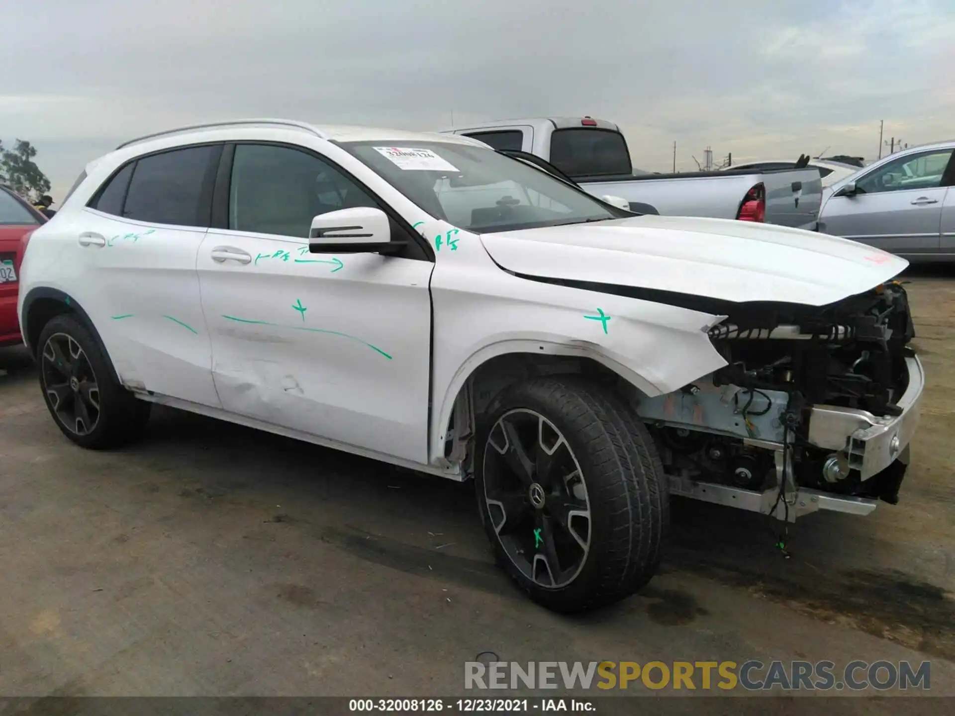 1 Photograph of a damaged car WDCTG4EB2KU012876 MERCEDES-BENZ GLA 2019