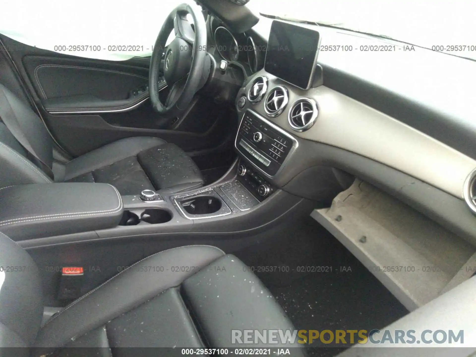 5 Photograph of a damaged car WDCTG4EB2KU013820 MERCEDES-BENZ GLA 2019